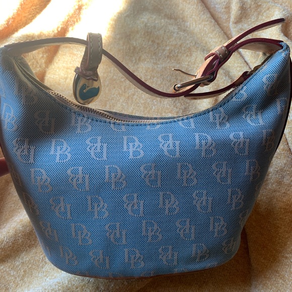Dooney and Bourke - Picture 2 of 4